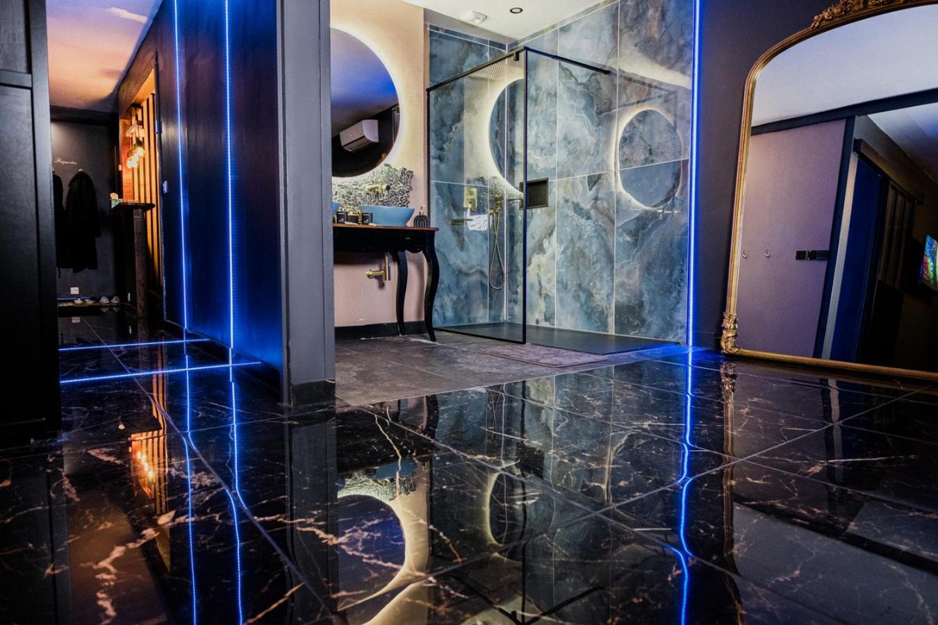 L Escale Jacuzzi Et Sauna Évreux Exterior foto